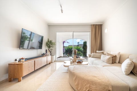 Elegant, totalrenovert 2-soveroms leilighet med stor terrasse i eksklusive La Quinta - Fullt møblert!! – bilde 2