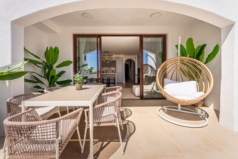 Unik 3-soveroms rekkehus med panoramautsikt mot havet - 33kvm terrasse med privat jacuzzi - Eksklusivt boligområde – bilde 7