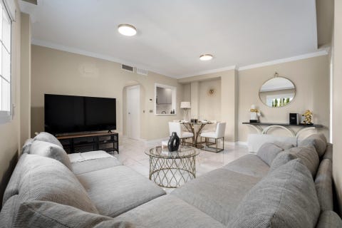 Elegant 2-soveroms leilighet med stor terrasse i hjertet av Nueva Andalucía - Gangavstand til Puerto Banús – bilde 3