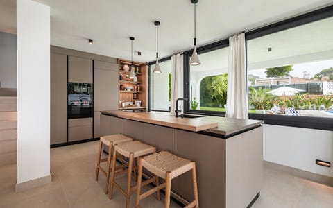 Eksklusiv designvilla med 6 soverom, privat hage og basseng - Kun minutter fra Golden Mile, Marbella – bilde 9