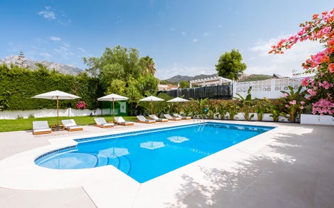 Eksklusiv designvilla med 6 soverom, privat hage og basseng - Kun minutter fra Golden Mile, Marbella – bilde 4