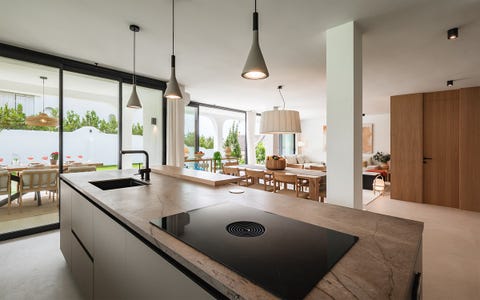 Eksklusiv designvilla med 6 soverom, privat hage og basseng - Kun minutter fra Golden Mile, Marbella – bilde 10