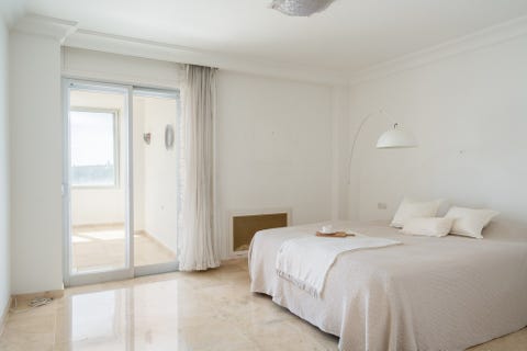 Marbella Vest - Lys 2-soveroms leilighet med panoramautsikt - Golf, hav og fjell i Guadalmina Alta – bilde 9