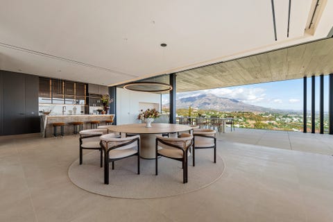 Benahavís - Ikonisk villa med 8 soverom og panoramautsikt - En sjelden arkitektonisk perle, Fullt møblert – bilde 9