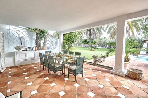 Estepona Øst - Andalusisk villa med 7 soverom og 4.155 m² tomt og utviklingspotensial i Casasola – bilde 9