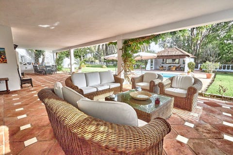 Estepona Øst - Andalusisk villa med 7 soverom og 4.155 m² tomt og utviklingspotensial i Casasola – bilde 10