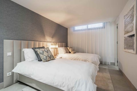 Estepona Øst - Moderne luksusvilla med solarium, kino og privat basseng i New Golden Mile – bilde 10