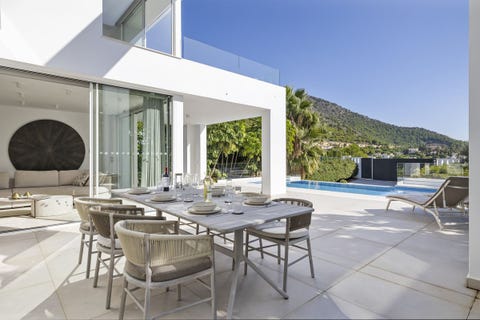 Mijas - Moderne villa bygget 2020 med infinity-basseng i rolige Buenavista - 3 soverom – bilde 2