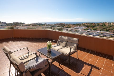 Mijas Costa - Eksklusiv 2-soveroms toppleilighet med privat solarium og spektakulær havutsikt - Tot 150kvm terrasse – bilde 4