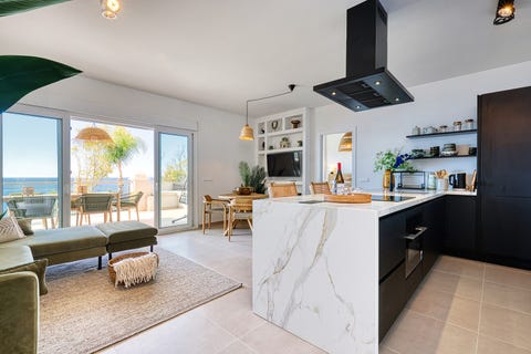 Estepona - Nylig renovert Strandlinjeleilighet med 3-soveroms og panoramautsikt – bilde 8
