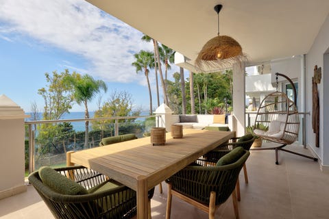 Estepona - Nylig renovert Strandlinjeleilighet med 3-soveroms og panoramautsikt – bilde 3