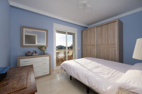 Benahavís - Totalrenovert designleilighet i La Quinta med utsikt mot hav, golf og La Concha – bilde 11