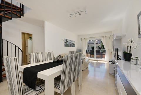 Mijas Costa - Lys og romslig 3-soveroms duplex toppleilighet med havutsikt og solarium i Riviera del Sol – bilde 3