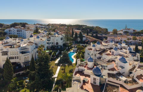Mijas Costa - Totalrenovert 2-soveroms leilighet midt i populære El Zoco - Gangavstand til strand og alle fasiliteter – bilde 12
