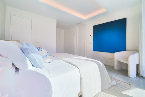Estepona - Eksklusiv 2-soveroms strandleilighet - En av de siste førsteklasses beliggenhetene ved havet – bilde 12