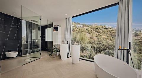 Marbella Øst - Spektakulær designvilla med panoramautsikt og en boligopplevelse utenom det vanlige – bilde 9