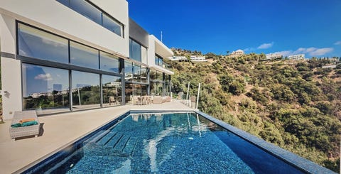 Marbella Øst - Spektakulær designvilla med panoramautsikt og en boligopplevelse utenom det vanlige – bilde 5