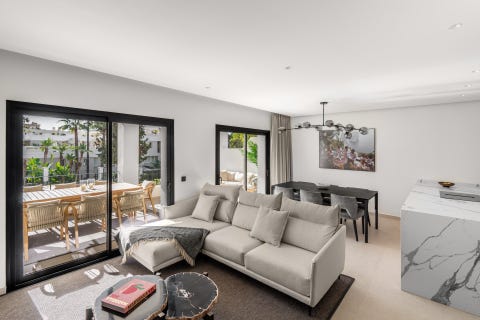 Marbella - Elegant duplex penthouse i Aloha Gardens - Totalrenovert i hjertet av Nueva Andalucía – bilde 2