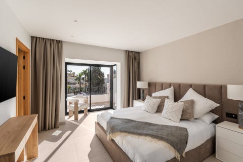 Marbella - Elegant duplex penthouse i Aloha Gardens - Totalrenovert i hjertet av Nueva Andalucía – bilde 5