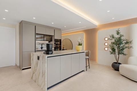 Estepona Øst - 3-soveroms Strandlinjeleilighet i Costalita - Moderne luksus på New Golden Mile – bilde 3