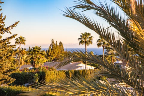 Marbella - Førsteklasses beliggenhet, Totalrenovert villa på Golden Mile med panoramautsikt – bilde 12