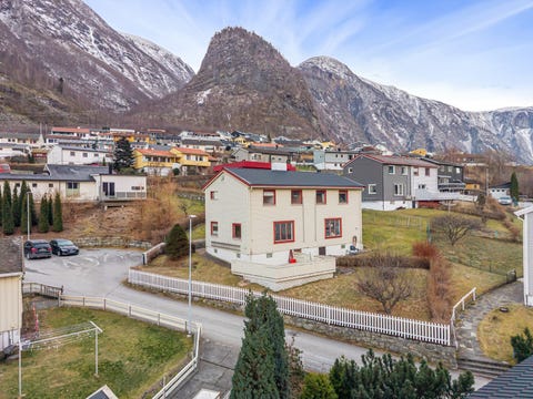 Bilde 2 av annonsen