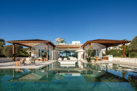 Marbella · Frontline golf i Nueva Andalucía - Spektakulær villa med panoramautsikt mot havet, La Concha og Golfdalen – bilde 10