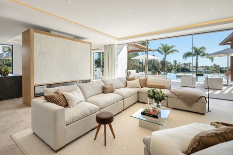Marbella · Frontline golf i Nueva Andalucía - Spektakulær villa med panoramautsikt mot havet, La Concha og Golfdalen – bilde 12