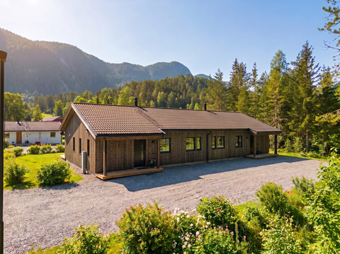 Bilde 2 av annonsen