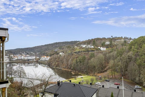 Bilde 2 av annonsen