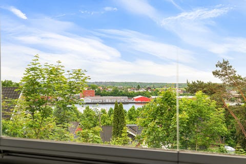 Bilde 2 av annonsen