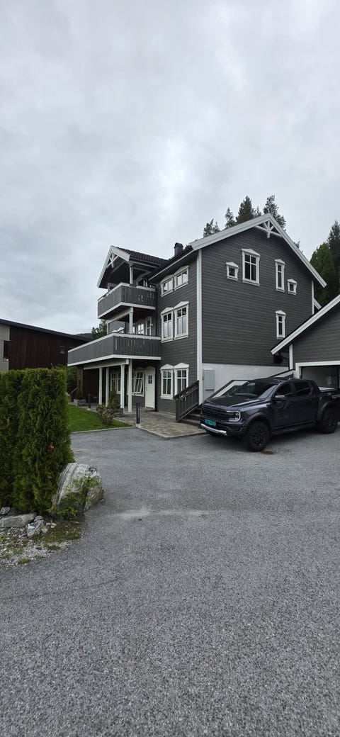 Bilde 2 av annonsen
