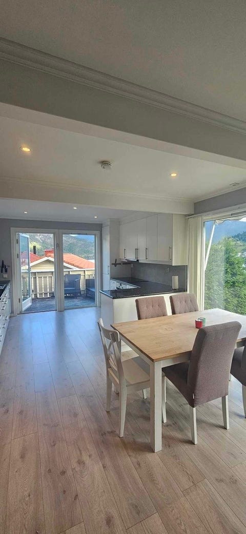 Bilde 2 av annonsen