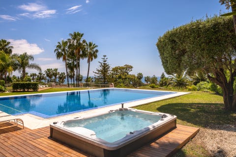 Marbella · Unik norsk-eid villa – 4.119 m² privat oase med havutsikt, oppvarmet-basseng og gjesteleilighet – bilde 10