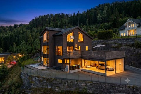 Bilde 1 av annonsen