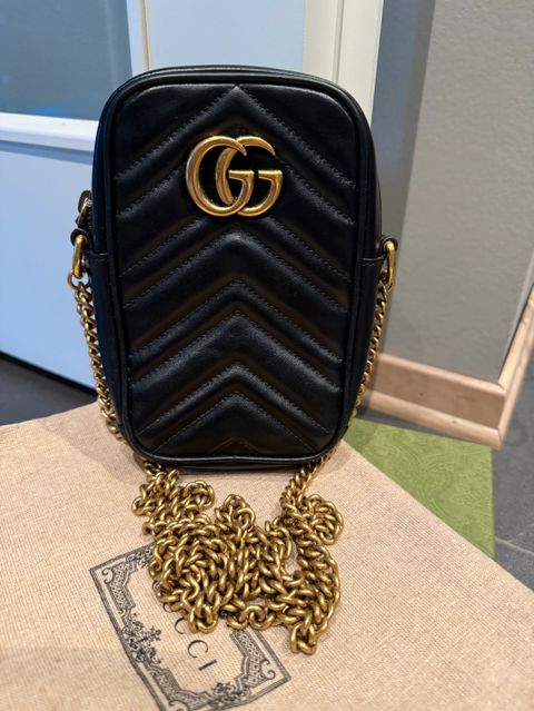 未使用　GUCCI グッチ　ネクタイ　GG インターロッキング　刺繍 未使用品】グッチ シルクネクタイ GG柄 インターロッキング 現行