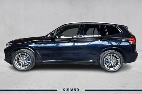 4,7 m lang – romslig premium-SUV