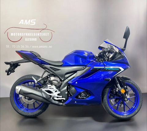 Yamaha R