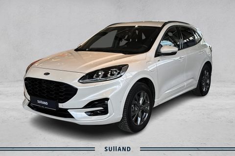 Flott 2021 modell Kuga Ladbar hybrid er ankommet vårt salgslokale.