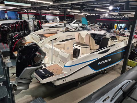 Quicksilver 805 Open // Mercury 300 V8 Verado // Velutstyrt // Innbytte - Finans