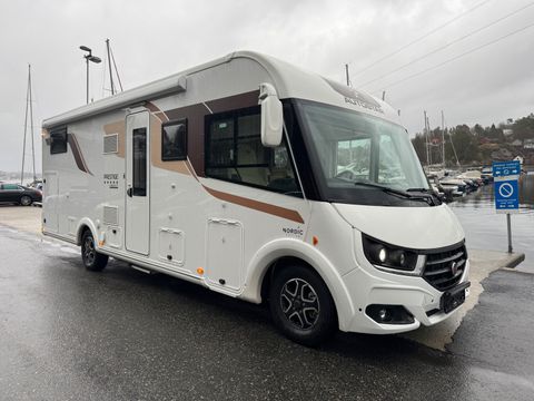 Autostar Prestige Design Edition i790LJ M/hydrauliske støttebein «Kampanje, 1.99% rente eller ekstra stort avslag»
