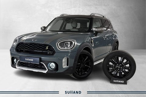 Rålekker Mini Countryman klar for nye eventyr, avbildet med sorte sommerdekk