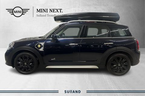 Meget fin Enigmatic black metallic 2022 MINI Countryman klar for ny eier!