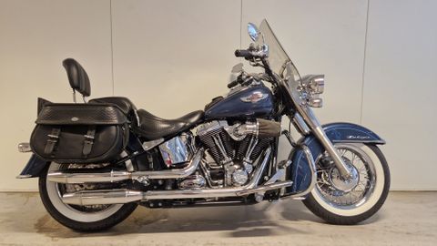 Harley-Davidson FLSTN