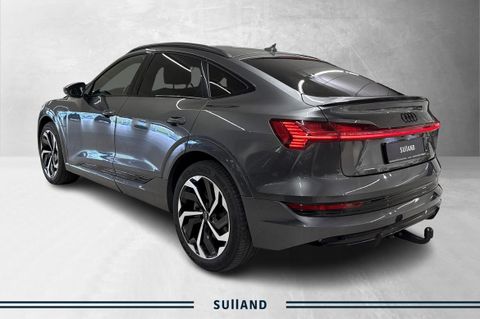 En tøff familie-SUV for norske forhold! Bilen byr på en herlig kombinasjon av optimal komfort, rå ytelse og elegant design.