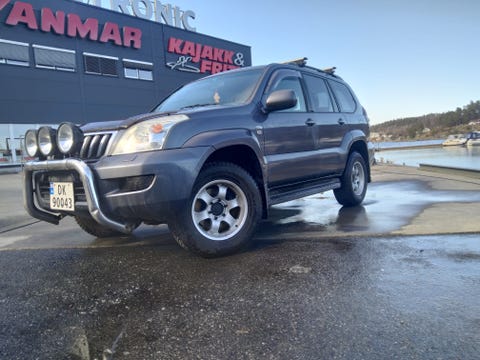 Toyota Land Cruiser