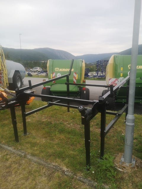 Hakkifeed 372 mekanisk stokkebord