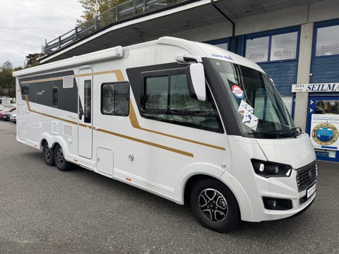 Eura Mobil Integra 890 | 8-trinns | AC i bodel