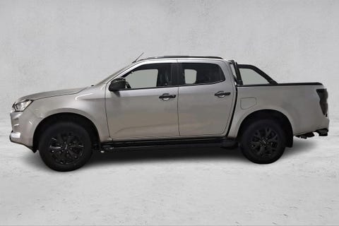 Dobbelcab med stilrene detaljer og metallic-lakk.