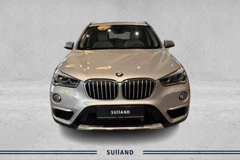 Bilen har selvsagt Xdrive ( 4x4 )